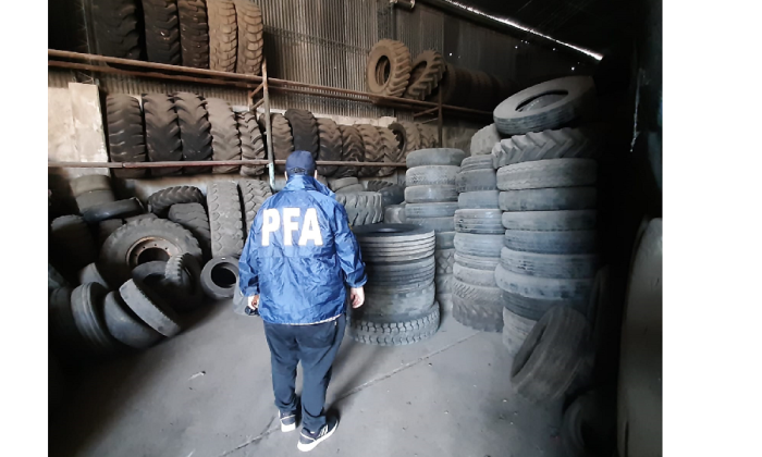 La PFA incautó gran cantidad de neumáticos robados por un monto aproximado de 30 millones de pesos