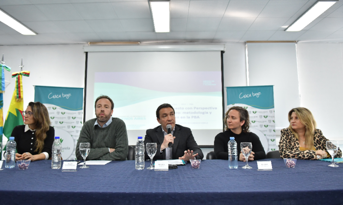 Andrés Watson y Pablo López inauguraron una nueva firma en el Parque Industrial varelense