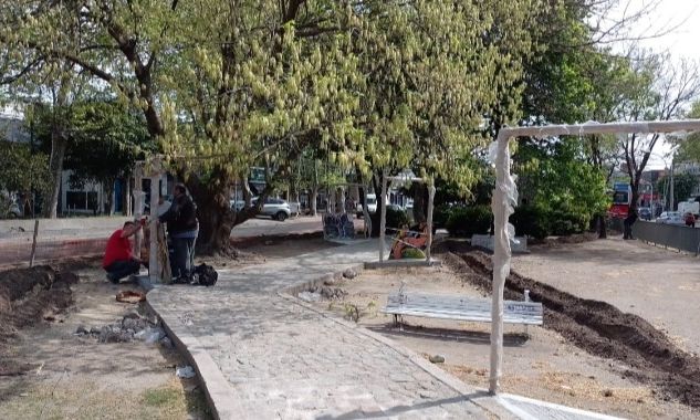 Florencio Varela: Intervenciones en infraestructura vial e hidráulica en el distrito