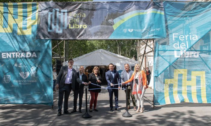 Andrés Watson inauguró la decimoquinta edición para la Feria del Libro en Florencio Varela