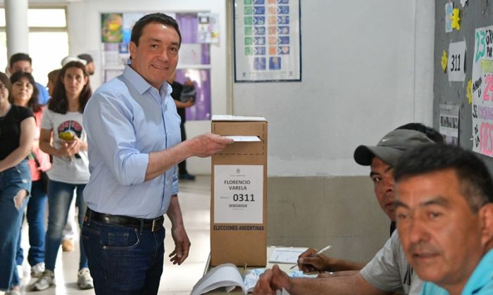 F. Varela  - Andrés Watson: "el sufragio es la principal herramienta en defensa de la democracia"