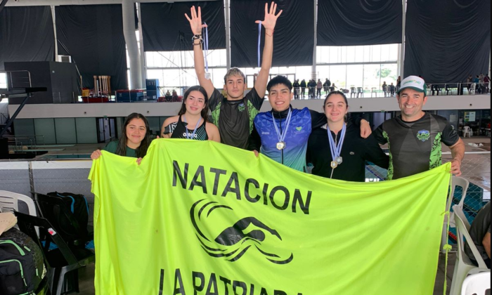 Destacada participación del equipo varelense de natación