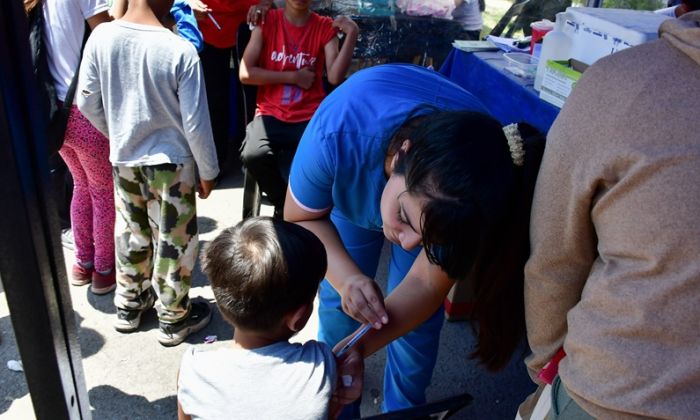 Operativos de salud en barrios varelenses