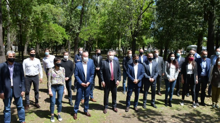 Alberto Fernández, Axel Kicillof y Martín Insaurralde en Lomas de Zamora