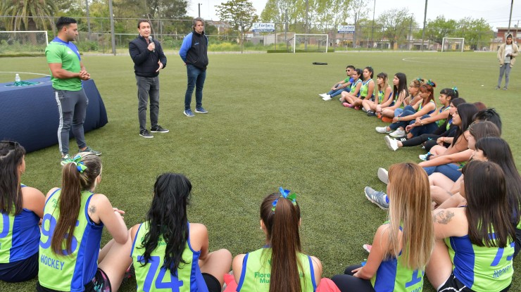 Reconocimientos al Selectivo de Hockey Social Femenino