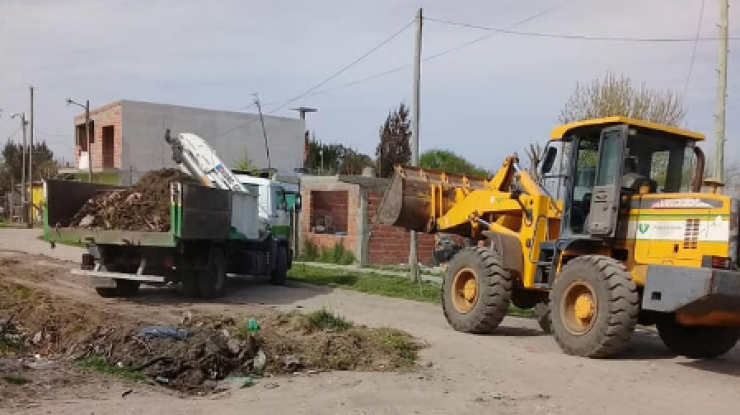 Refuerzan tareas de higiene urbana en La Capilla