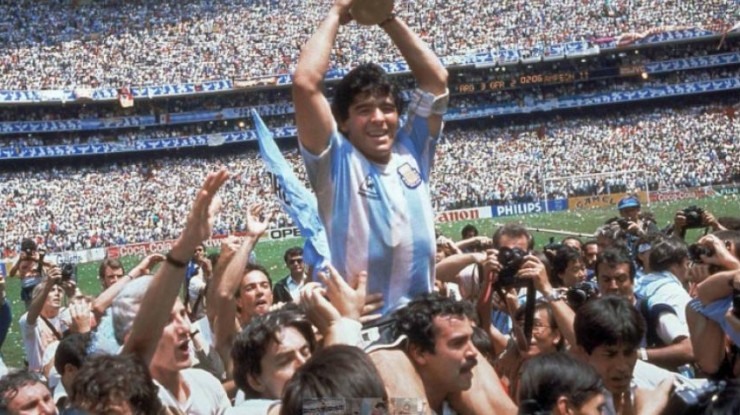 Murió Diego Armando Maradona