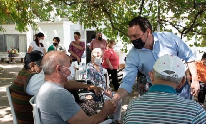 Florencio Varela: El intendente monitoreó la campaña de vacunación antigripal