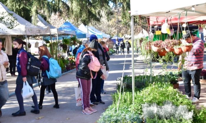 F. Varela: Comenzó la decimocuarta edición de la Expo-Emprendedores