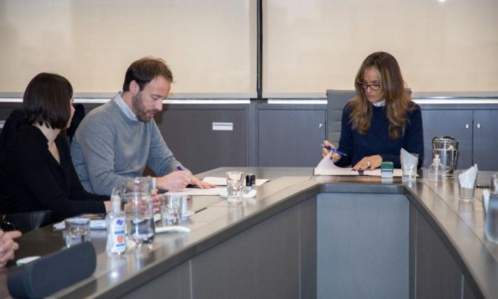 Galmarini firmó un convenio con el  Ministerio de Hacienda y Finanzas de la Provincia para una nueva Estación de Bombeo Cloacal en Quilmes