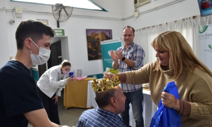 F. Varela: Celebración por el Día de la Primavera en el Hogar de Ancianos “Dr. Salvador Sallarés”