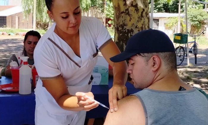 Florencio Varela - Operativos itinerantes de vacunación en barrios