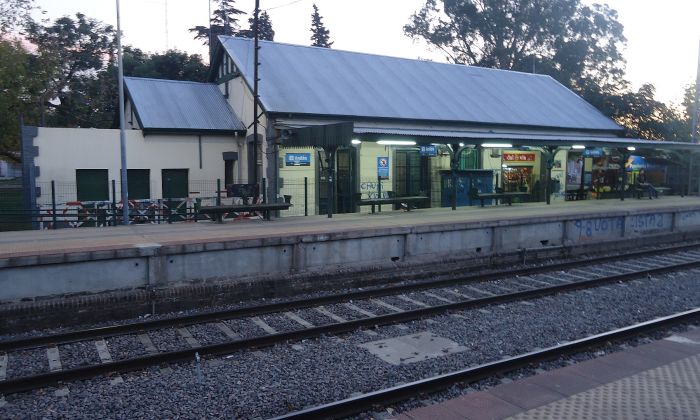 Florencio Varela – Un hombre falleció en la estación de Bosques
