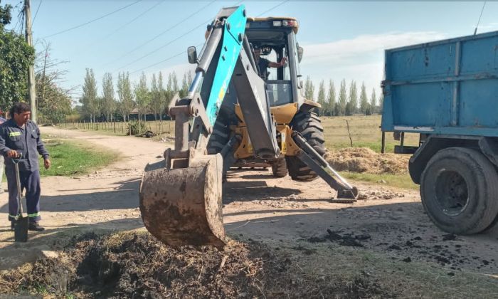 Florencio Varela - Tareas de limpieza y saneamiento en los barrios