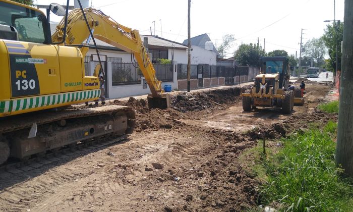 Florencio Varela – Avances en obras viales, hidráulicas y tareas de mantenimiento