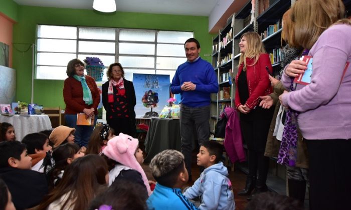 Florencio Varela - Día del Libro en la Biblioteca Popular “Sarmiento”