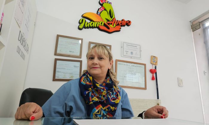 Juana Aveiro, podocosmiatra, una profesional y emprendedora varelense