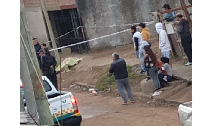 Florencio Varela – Joven muerto en la vía pública