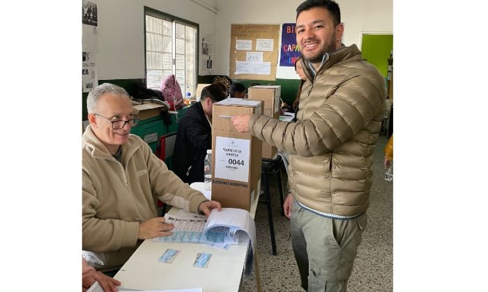 Florencio Varela - Votó Carlos Boco y agradeció a los fiscales