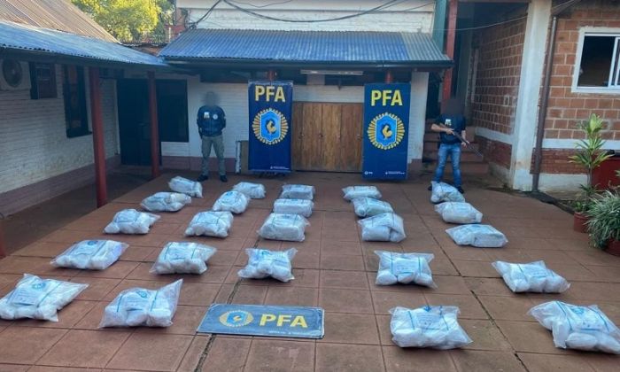 Misiones - La Policía Federal secuestró 220 kilos de marihuana en El dorado