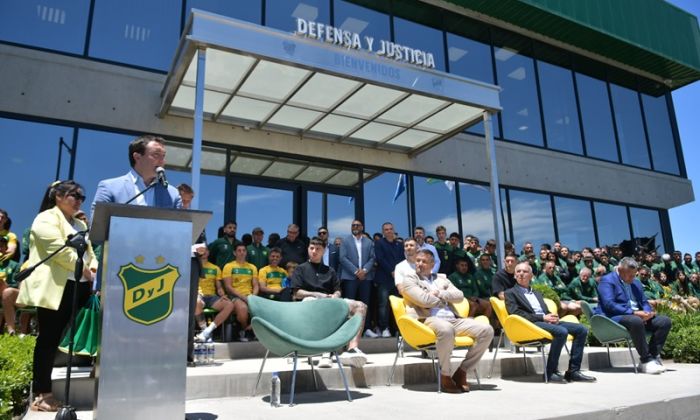 F. Varela – Defensa y justicia inauguró su complejo de fútbol profesional