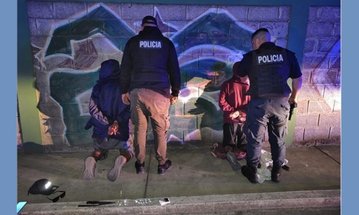 Florencio Varela – Dos aprehendidos por robo y tenencia de drogas
