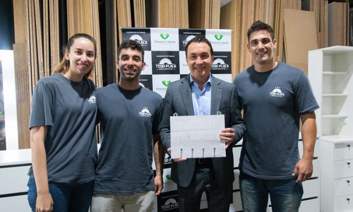 F. Varela – El intendente Watson oficializó la apertura de una cooperativa de trabajo