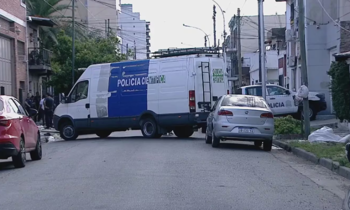 Lanus: El cadáver de un hombre fue hallado en una valija, el asesino fue el hijo de la victima