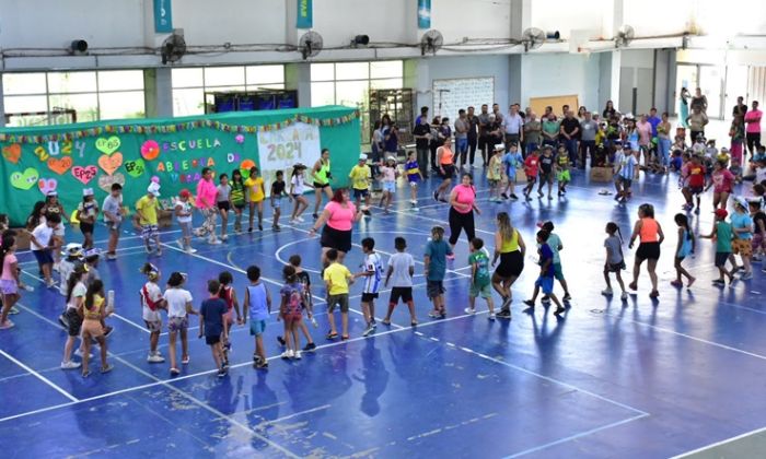 Florencio Varela - Gran cierre de “Escuelas Abiertas de Verano”