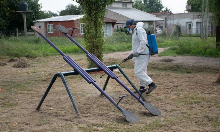 Florencio Varela -Prevención: tareas de fumigación en los barrios