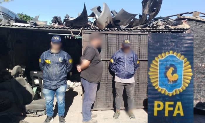 La Policía Federal desarticuló un desarmadero en Almirante Brown – Dos detenidos