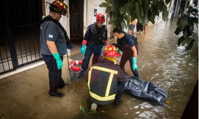 Lanús – Cómo murió el hombre que apareció flotando en Valentín Alsina