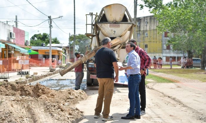 F. Varela - El Municipio retomó obras paralizadas por el gobierno nacional