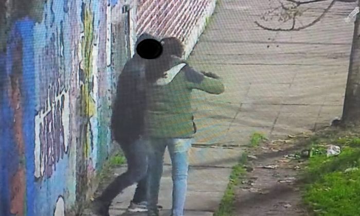 F. Varela – Agresor detenido por golpear a una mujer en la vía pública