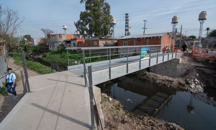 F. Varela - Puente peatonal en El Molino, etapa final