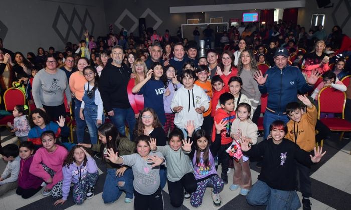 Espectáculos gratuitos: “Algo Fantástico” en Florencio Varela