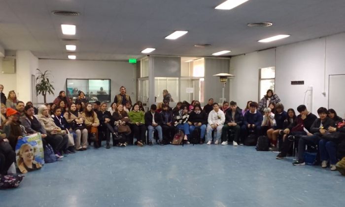 F. Varela – Políticas públicas para tratar la adicción al juego en niños y adolescentes
