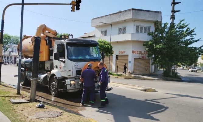 F. Varela - El Municipio reforzó la prevención de anegamientos con saneamiento hidráulico