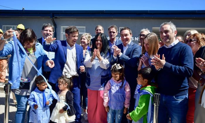 Watson y Kicillof inauguraron dos establecimientos educativos en Florencio Varela