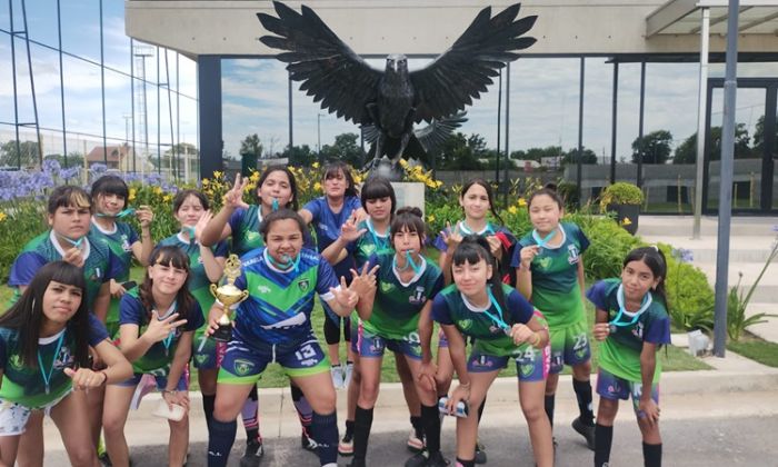 F. Varela – Entrega de ropa deportiva a campeones de la Copa San Juan Bautista