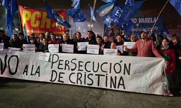 F. Varela: un rejunte político cortó la ruta por la condena a Cristina