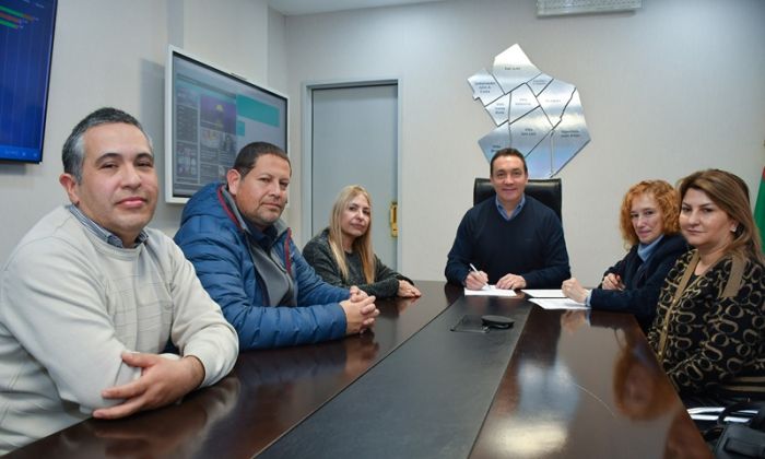 F. Varela - Andrés Watson formalizó la ampliación del Cementerio Municipal