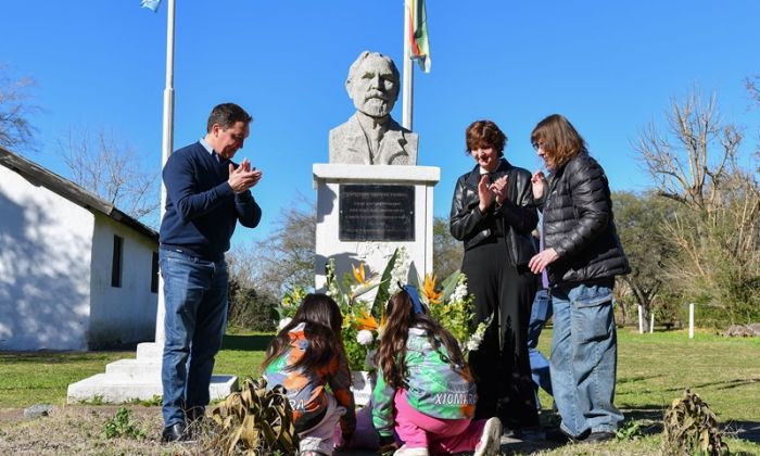 F. Varela - 184º aniversario del nacimiento del escritor Guillermo Enrique Hudson