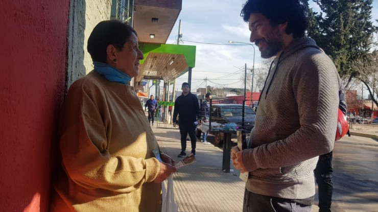 Pablo Alaniz continúa recorriendo los barrios de Florencio Varela
