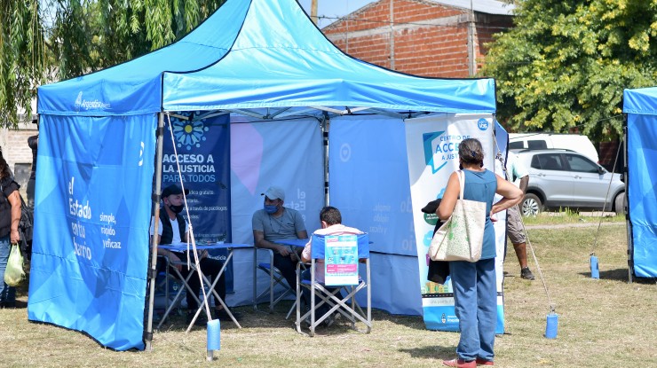Watson supervisó el programa “El Estado en tu Barrio”