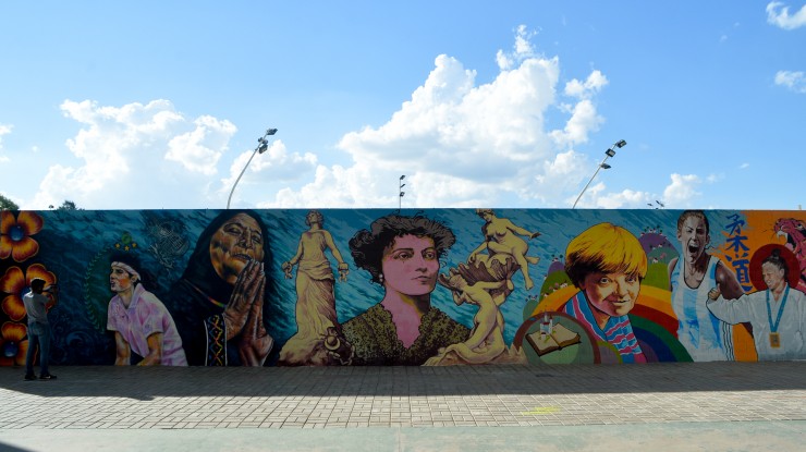 Homenaje a mujeres de la cultura y el deporte