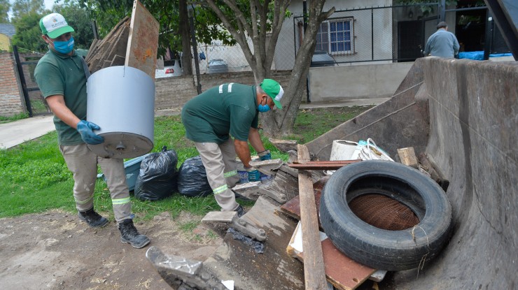 Contra el dengue, también en barrio Chacabuco
