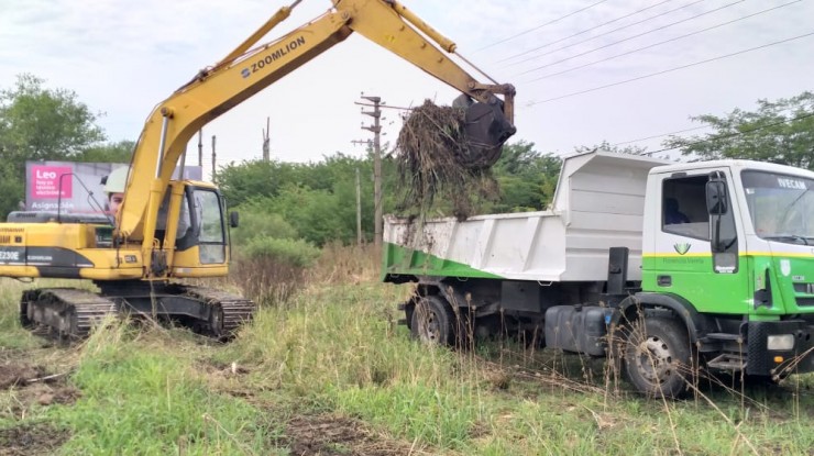 Trabajos de limpieza en Florencio Varela