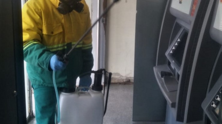 Desinfección de cajeros en Varela
