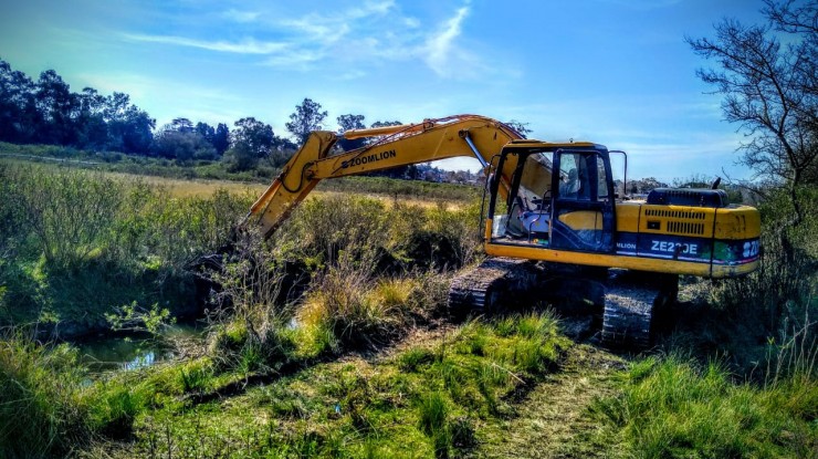 Mejoras viales e hidráulicas en los barrios